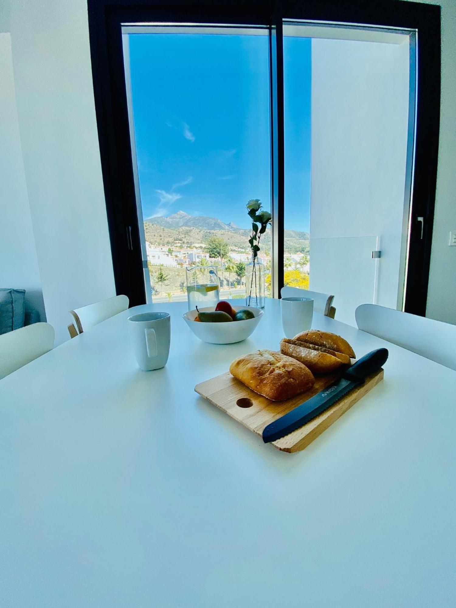 Royal Palm 22 Luxurious 3 Bedroom Penthouse Nerja Exterior photo