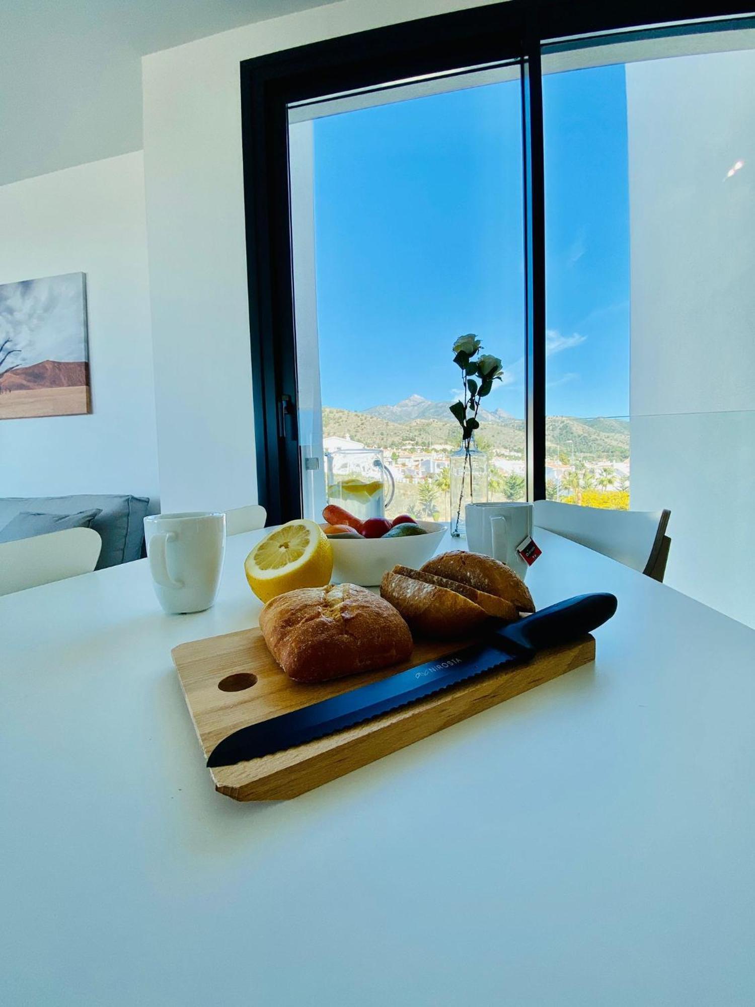 Royal Palm 22 Luxurious 3 Bedroom Penthouse Nerja Exterior photo